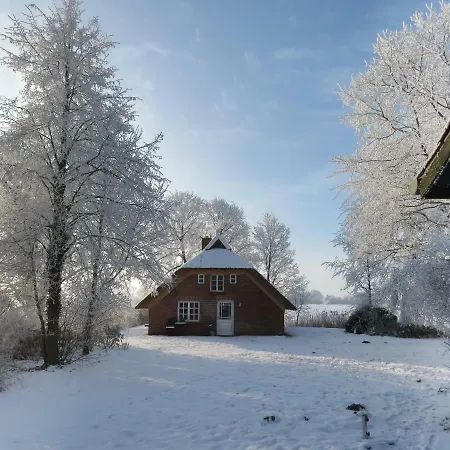 Reetdachkate Sillenserwisch Casa de Férias
